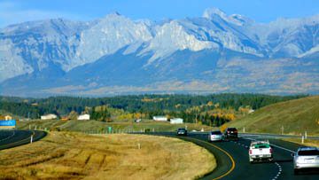 Trans-Canada westbound with view of Mount Yamnuska