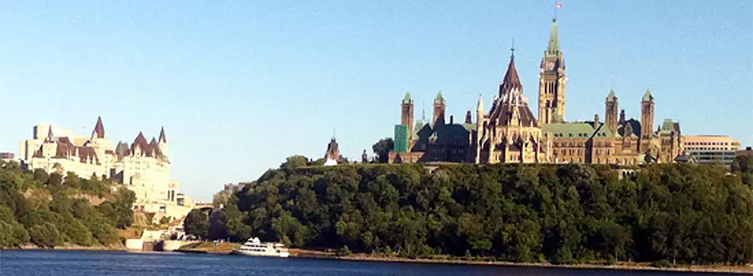 Ottawa-Parliament Hill and Chateu Laurier-sliver